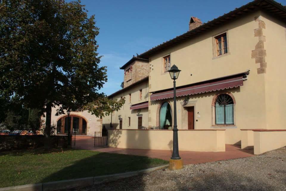 فندق تْشيرتالدوفي  Castello Di Tavolese المظهر الخارجي الصورة