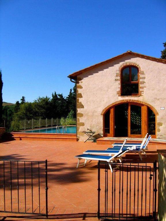 فندق تْشيرتالدوفي  Castello Di Tavolese المظهر الخارجي الصورة