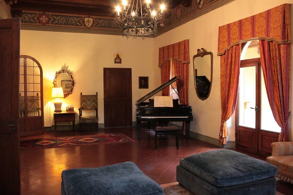 فندق تْشيرتالدوفي  Castello Di Tavolese المظهر الخارجي الصورة